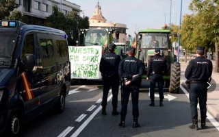 西班牙为应对疫情-西班牙受疫情影响？