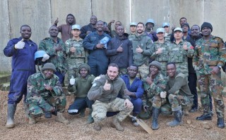 部队面对疫情抗击疫情_部队对疫情的措施