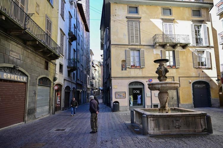 意大利疫情上升情况-意大利疫情每天更新？-第4张图片-德宏生活网