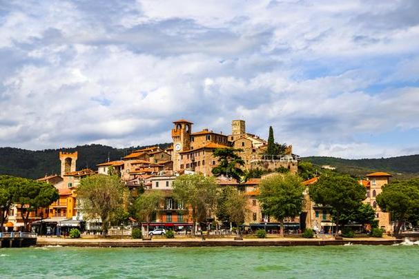 意大利疫情上升情况-意大利疫情每天更新？-第6张图片-德宏生活网