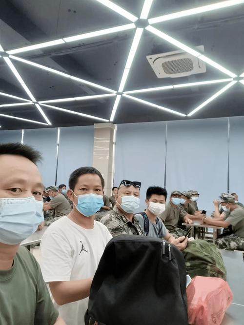 抗击疫情摄影报道，2020抗击疫情摄影作品-第2张图片-德宏生活网