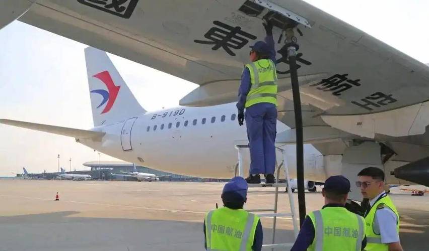 疫情航班熔断机制,航班熔断政策-第1张图片-德宏生活网 疫情航班熔断机制,航班熔断政策-第1张图片-德宏生活网