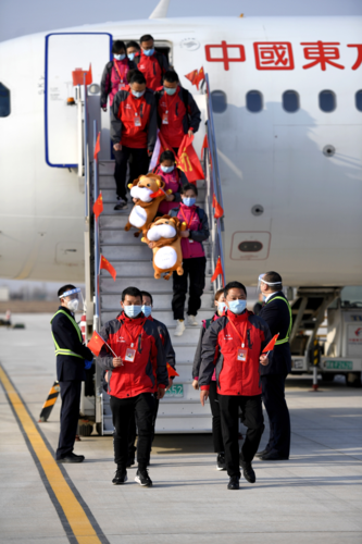 疫情当前白衣出征，疫情中的白衣-第5张图片-德宏生活网