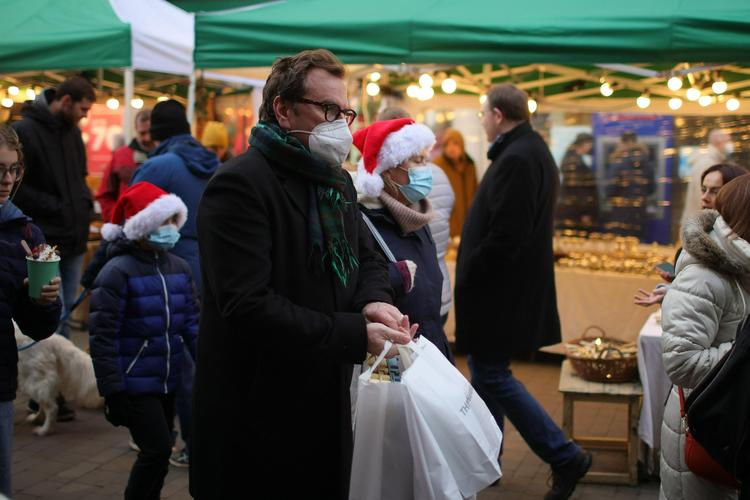 疫情反弹最新数据_疫情反弹情况-第2张图片-德宏生活网