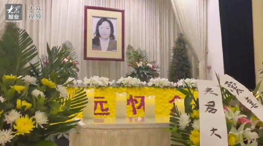 疫情导致医生去世_因疫情而死的医生-第1张图片-德宏生活网