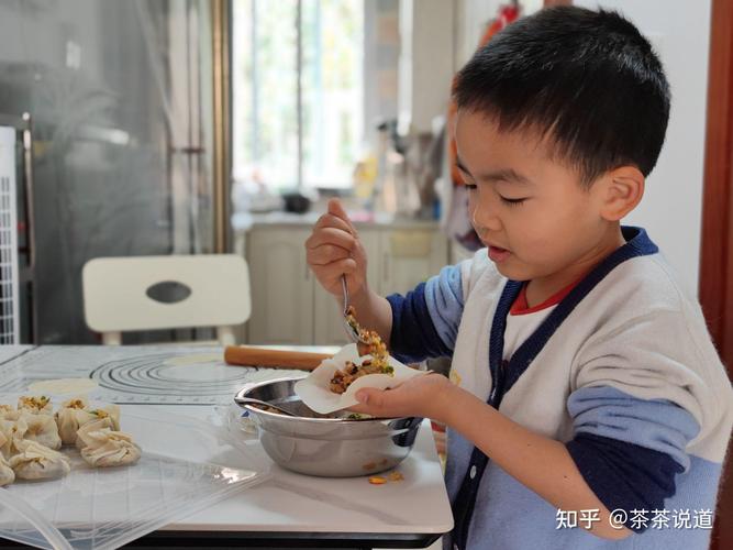 疫情无聊在家干嘛-疫情在家没意思干什么？-第3张图片-德宏生活网