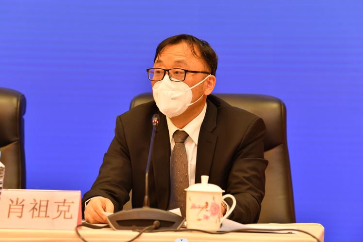 疫情有那些专家,疫情有哪几位专家-第2张图片-德宏生活网 疫情有那些专家,疫情有哪几位专家-第2张图片-德宏生活网