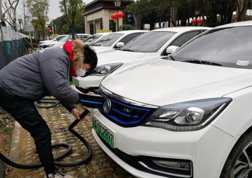 抗击疫情实时救助_抗击疫情实时救助电话-第6张图片-德宏生活网