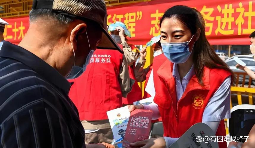 赞疫情社区人员，赞美疫情期间社区工作人员的句子-第4张图片-德宏生活网